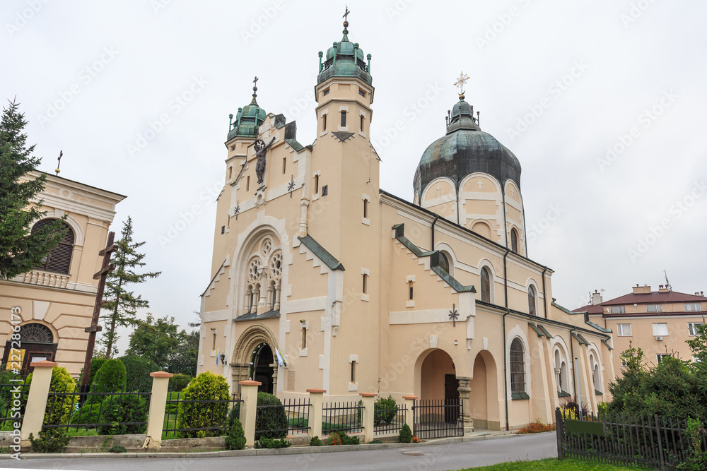 Cerkiew Przemienienia Pańskiego w Jarosławiu – greckokatolicka  wybudowana  w latach 1717-1747 i przebudowana w latach 1911-1912. Jest głównym ośrodkiem pielgrzymkowym polskich unitów