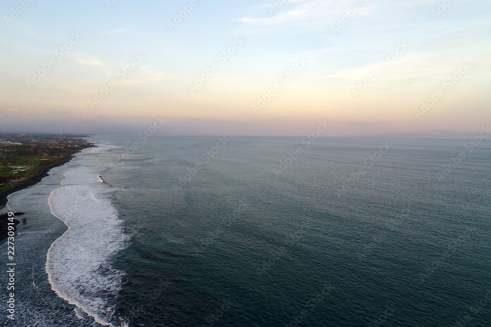 Fototapeta premium sunset over the sea