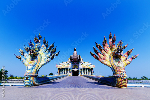 Fotografi wat banrai temple located at nakhon ratchasima province Thailand :The Erawan ele