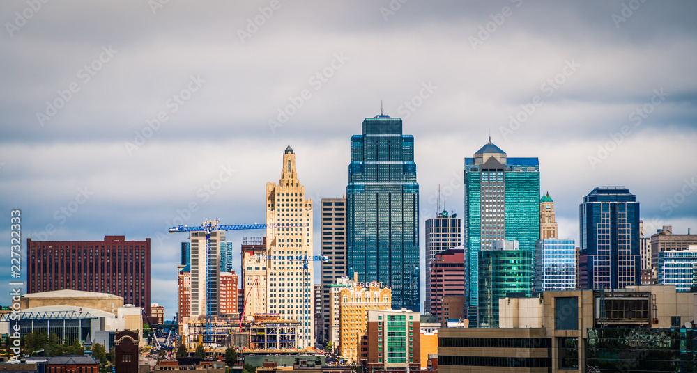 Kansas City skyline Rich Look