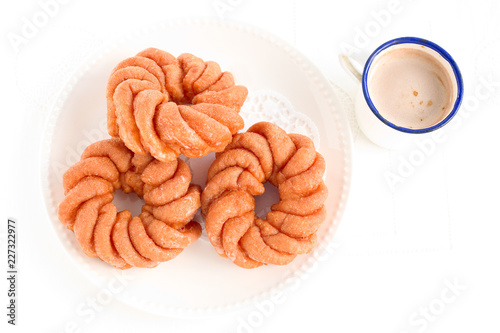 Cruller