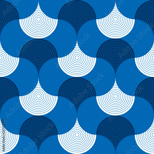 Abstract geometric sea wate...