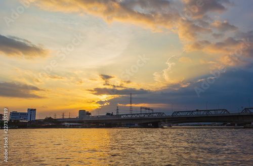 View the sunset at chaopraya River