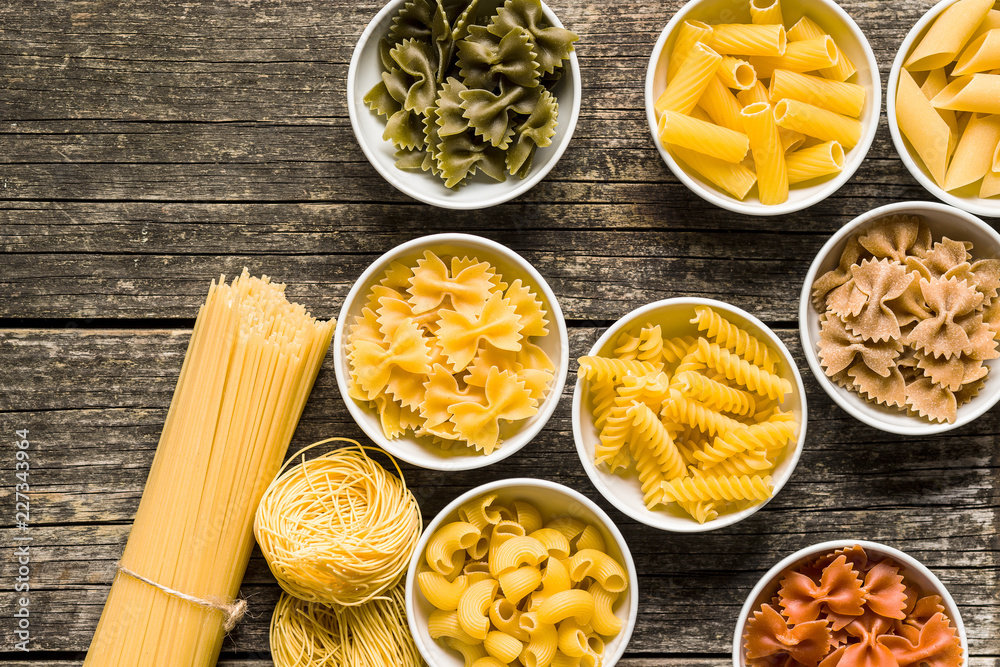 Various types of italian pasta.