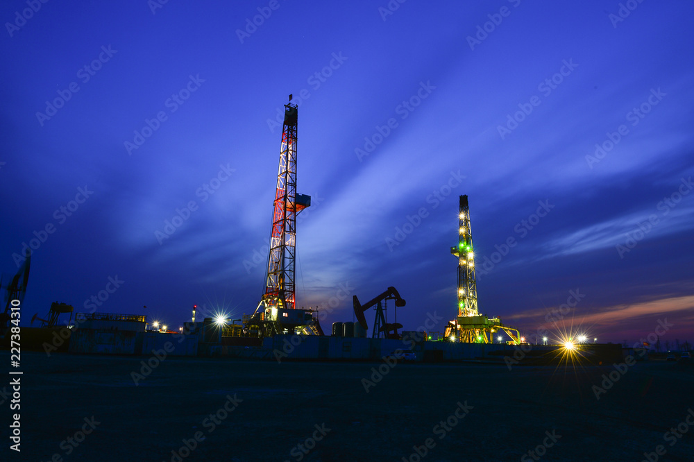 Oil drilling rig