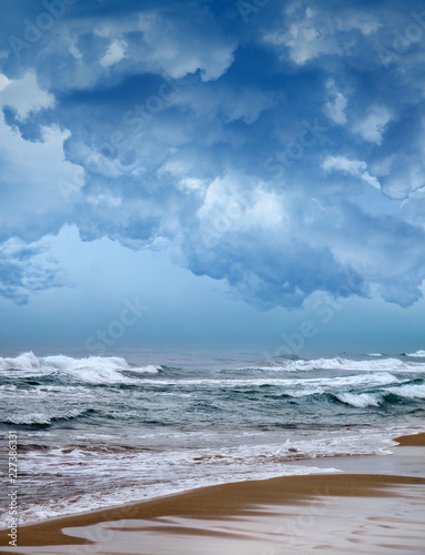 Fototapeta Naklejka Na Ścianę i Meble -  Landscape image os sea with waves over storm sky