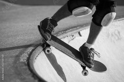 Skater getting ready to go down in the bowl