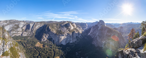 Ausblick vom Glacier Point im Yosemite National Park - Yosemite Valley, Mariposa Country