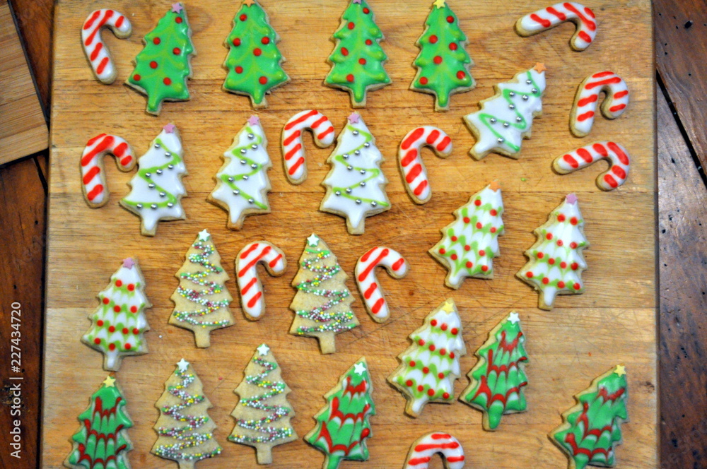 royal icing cookies for Christmas royal icing cookies for Christmas