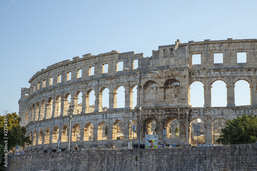 Pula, Colosseum