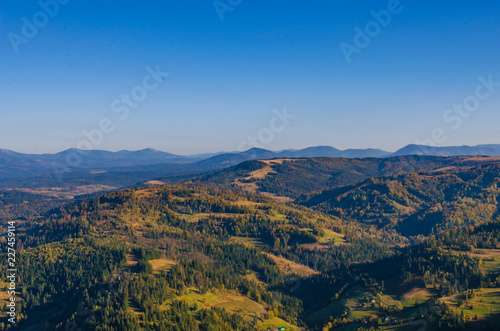 Carpathian mountains in sunny day in the autumn season © thaarey1986