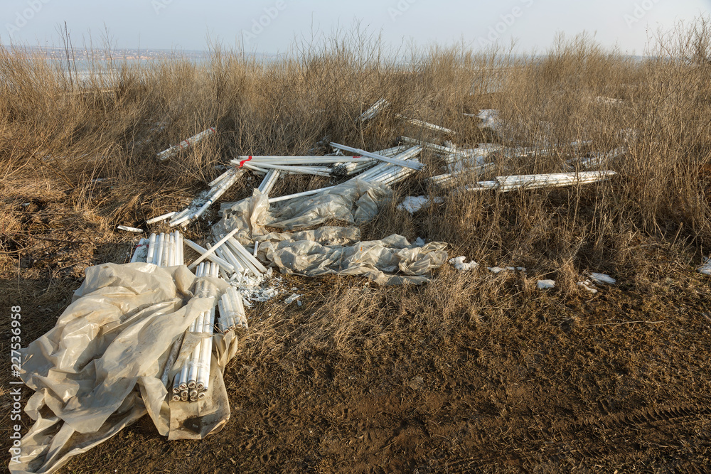 Ecological problem, disaster. Criminal disposal of fluorescent mercury lamps, Ewaste