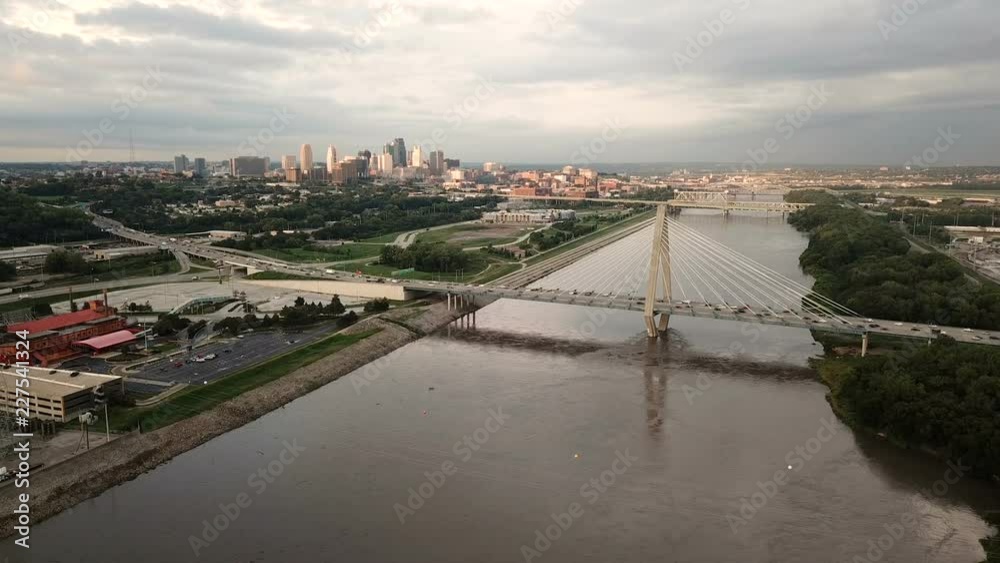 Over the Missouri River Bridge Architecture Rush Hour Traffic Kansas