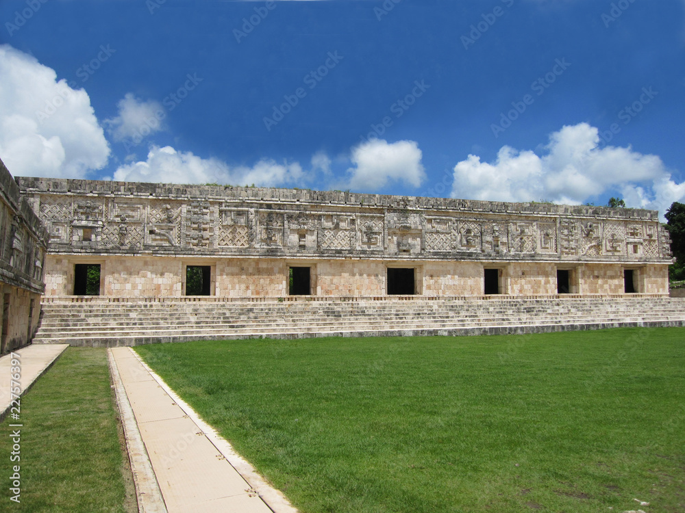 メキシコのウシュマル遺跡
