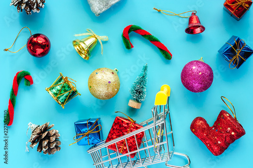 Mini shopping cart with Xma...