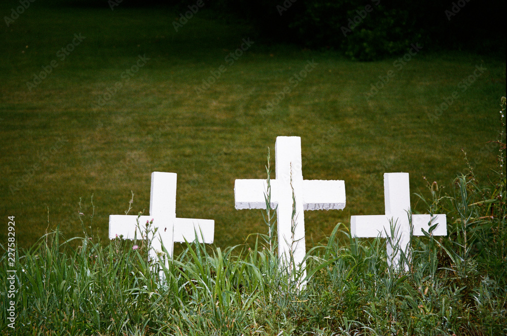 3 crosses in rain 3 crosses in rain