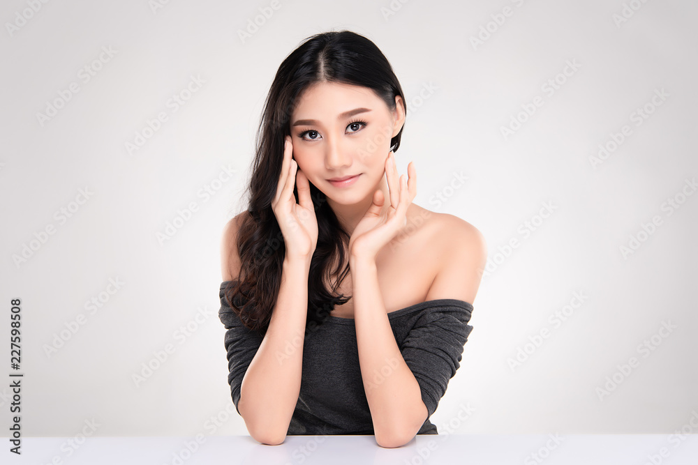 Beautiful Young Asian Woman with Clean Fresh Skin Beautiful Young Asian Woman with Clean Fresh Skin