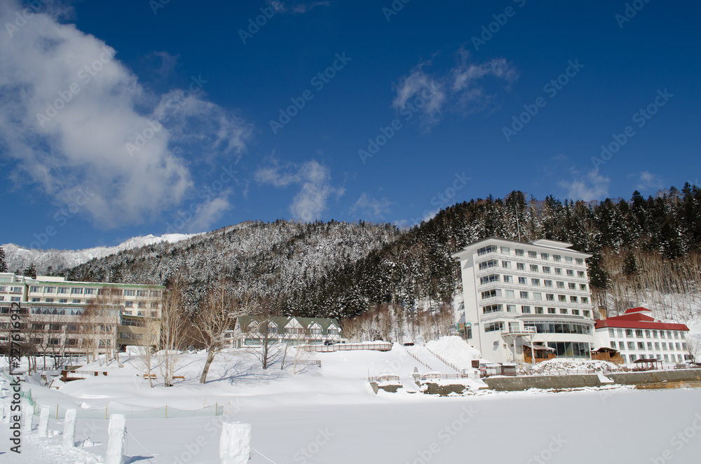 Fototapeta premium 冬のしかりべつ湖