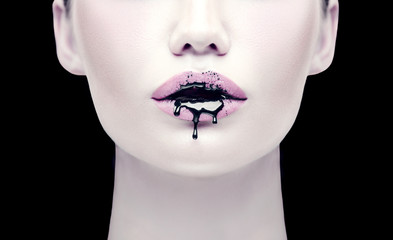 Canvas schilderij Fashion lippen Gothic Halloween make-up zwarte lippen  © Subbotina Anna