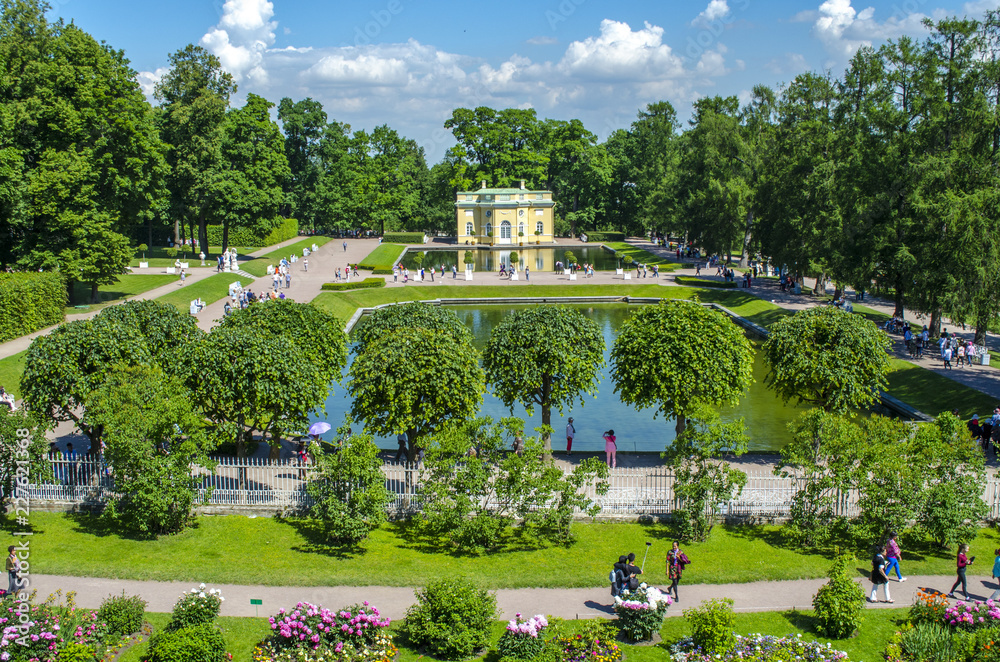 Fototapeta premium the Park of the Catherine Palace in Tsarskoye Selo