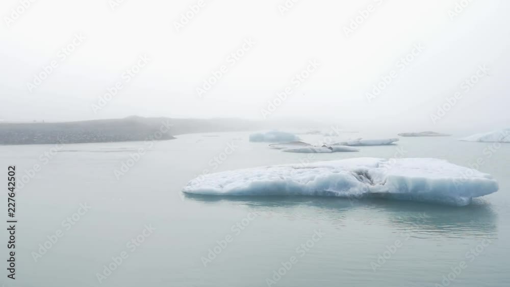 Icelandic lands and landscapes Icelandic lands and landscapes