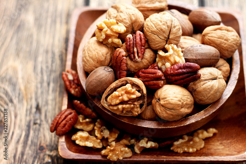 Mixs of nuts in a plate