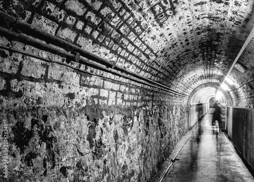 фотографія Tunnel with Ghostly Movement