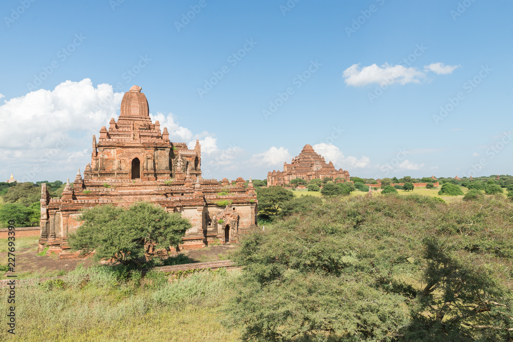 Taung Guni Pagoda, one of the most interesting temple of the Bagan area