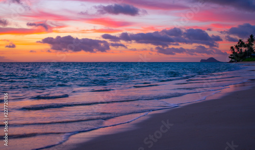 Fototapeta Naklejka Na Ścianę i Meble -  Gorgeous Lanikai Beach Sunrise