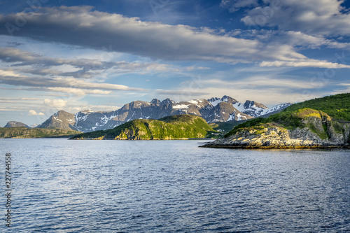 Wasserlandschaft zwischen Tromsø und Skjervøy