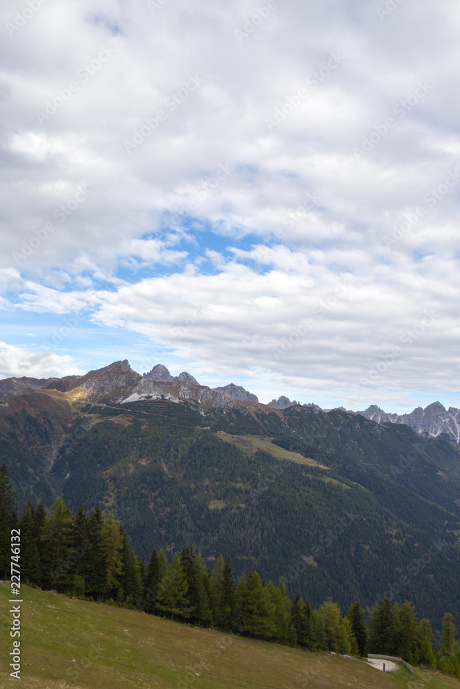 Naklejka premium Blick ins Stubaital vom Elfer