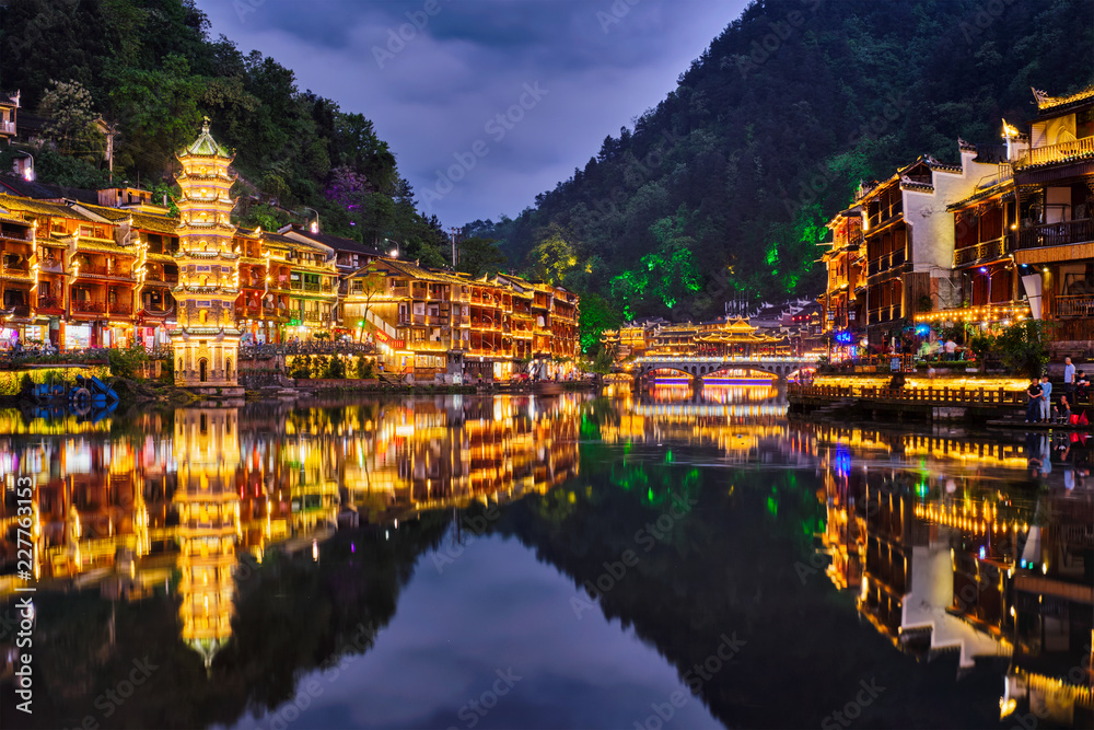 Fototapeta premium Feng Huang Ancient Town (Phoenix Ancient Town) , China