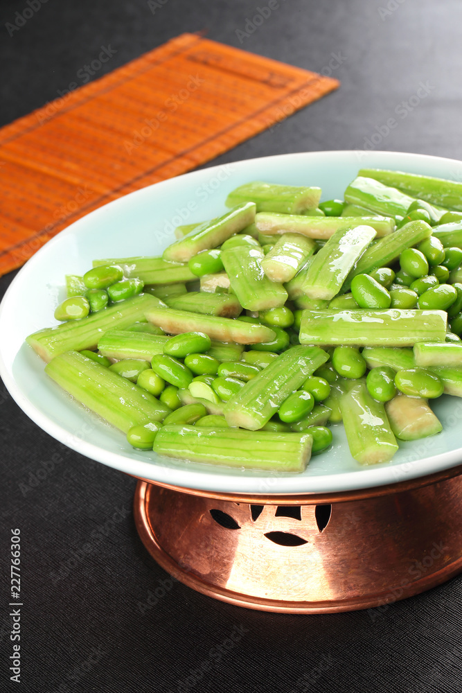 Fried towel gourd with edamame Fried towel gourd with edamame
