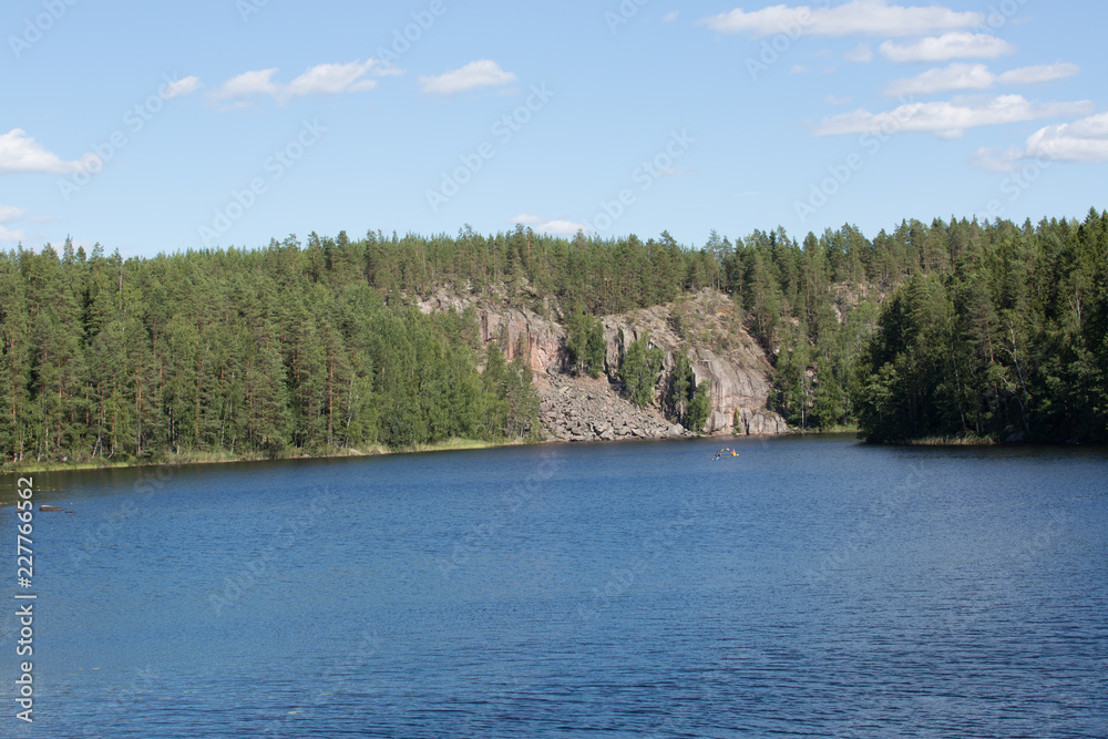 Kayaker, Kuutinkanava