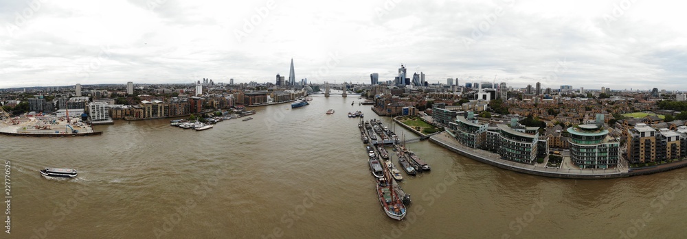 London thamesis panoramic