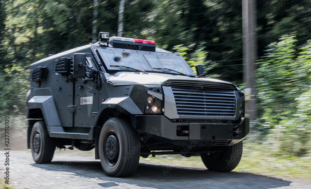 Light armored car