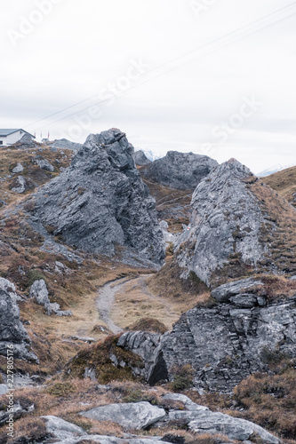 Obraz na płótnie Wandern in der Schweiz im Herbst w salonie