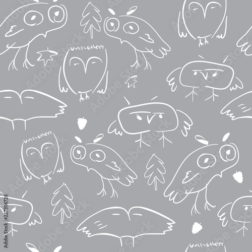 Seamless pattern with doodle owls and nature elements