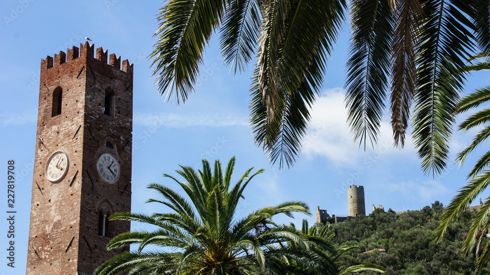 Glockenturm in Pietra Ligure