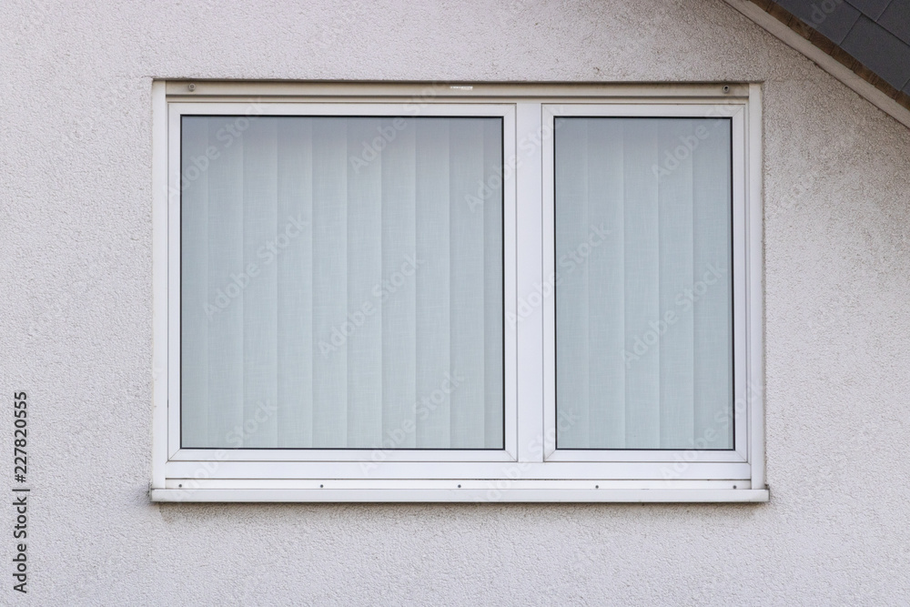 Fototapeta premium Fenster mit Gardienen