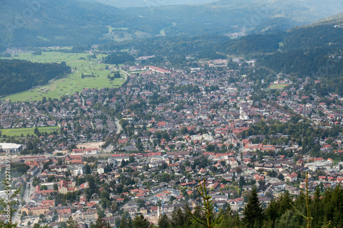 Blick auf Garmisch-Partenkirchen © lhphotos