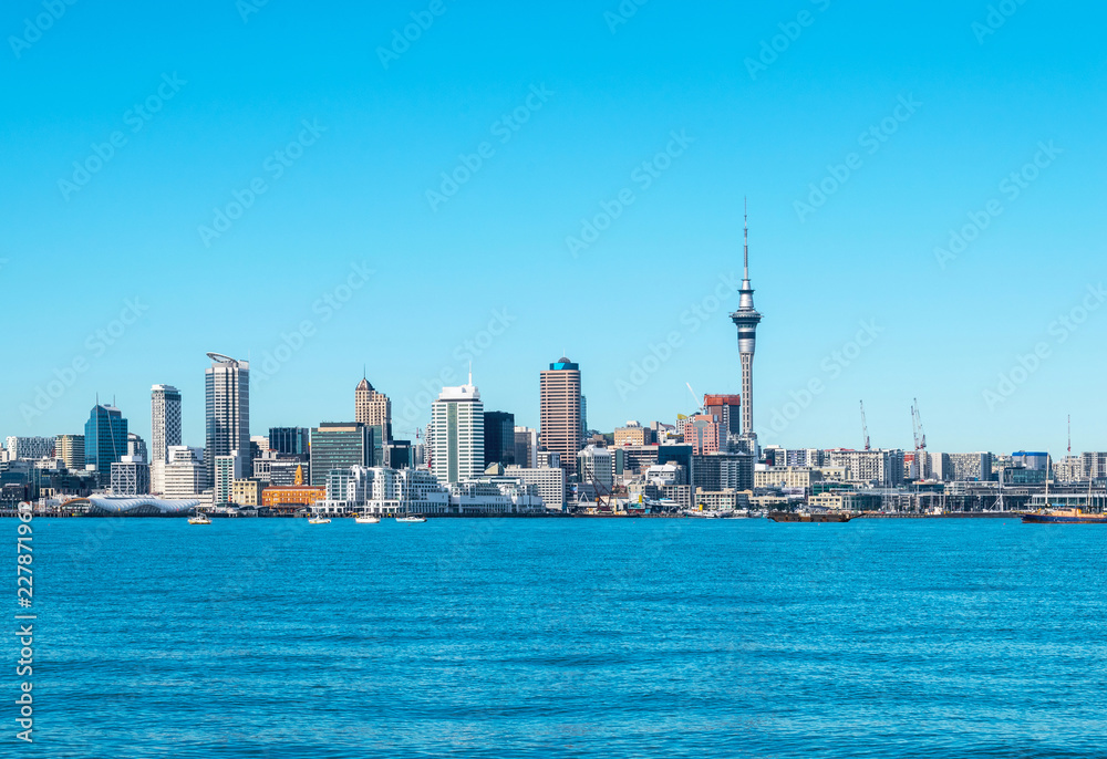Obraz premium Auckland City View from Bayswater Wharf Auckland New Zealand