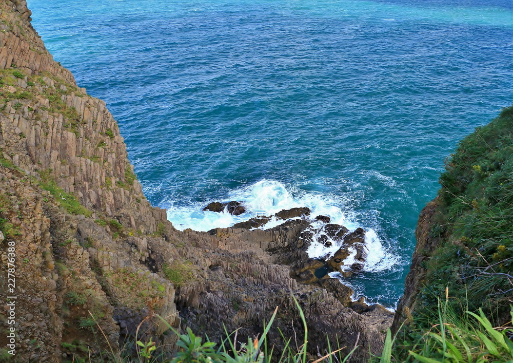 Fototapeta premium 眼下の荒波