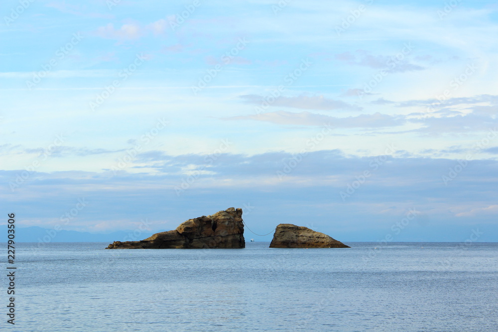 雲見海岸の夫婦岩