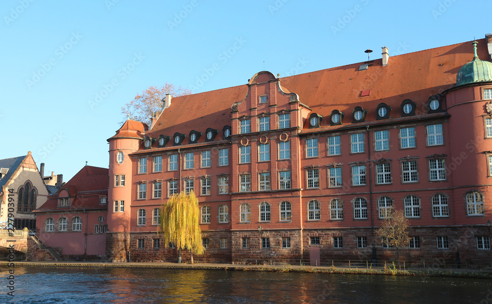 Strasbourg - école Saint Thomas