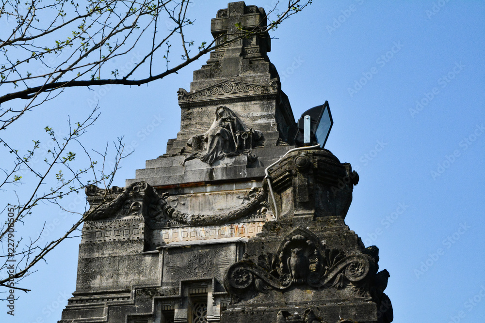 Mausoleo del cimitero di Crespi d'Adda
