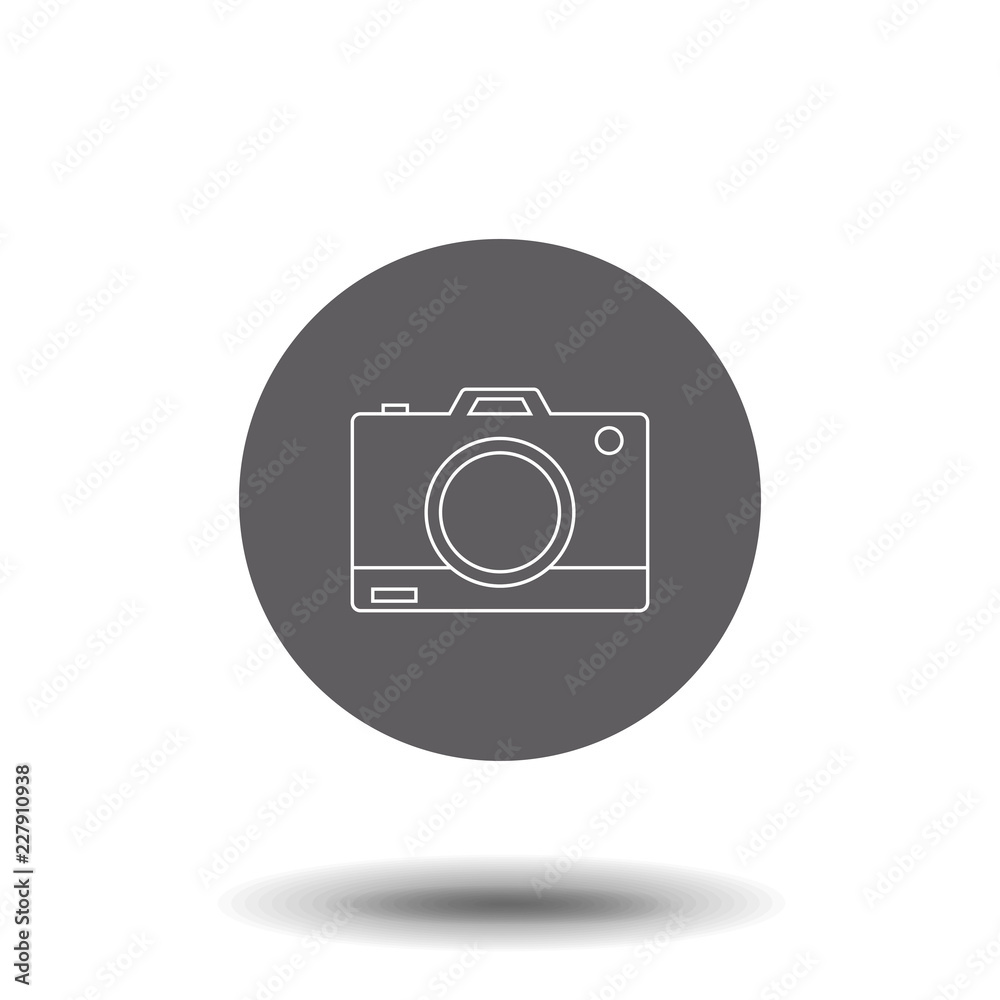 Camera vector icon. Photo line vector icon for websites and mobile minimalistic flat design. Outline Vector Icon Isolated on White Background. Trendy flat ui sign design, graphic pictogram.