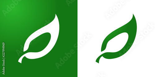 Logotipo hoja con cuchara espacio negativo en verde y blanco