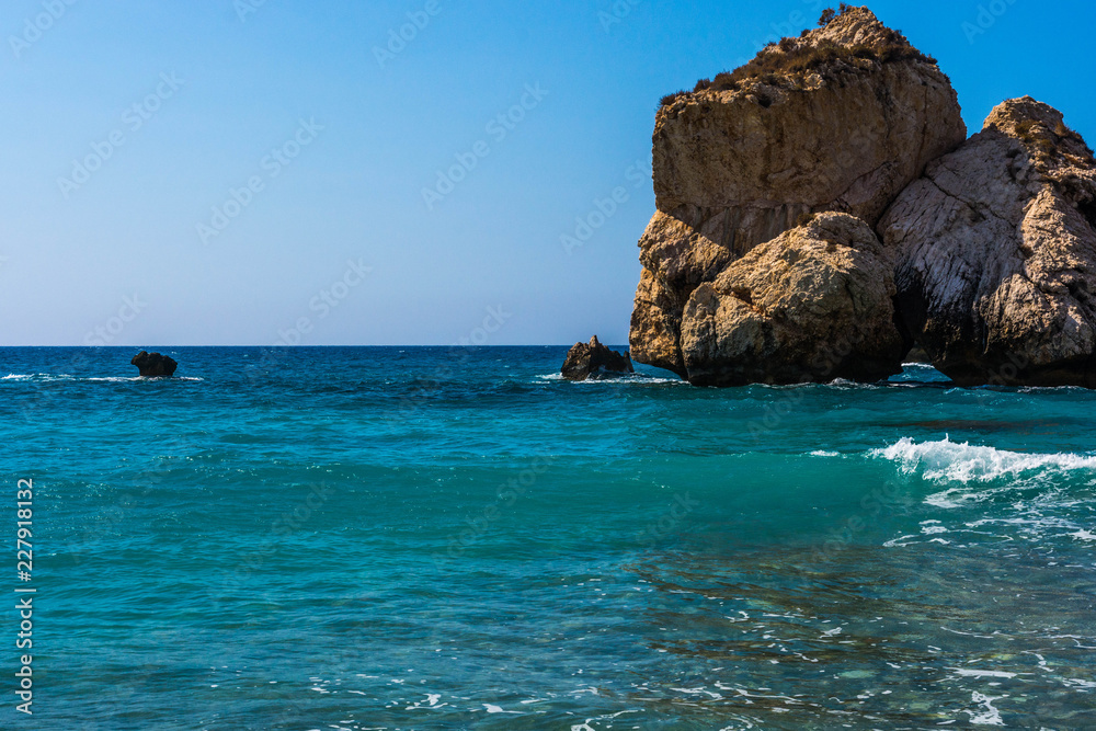 Fototapeta premium sea and rocks