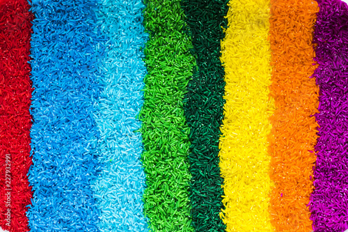 Vertical lines with colorful rice